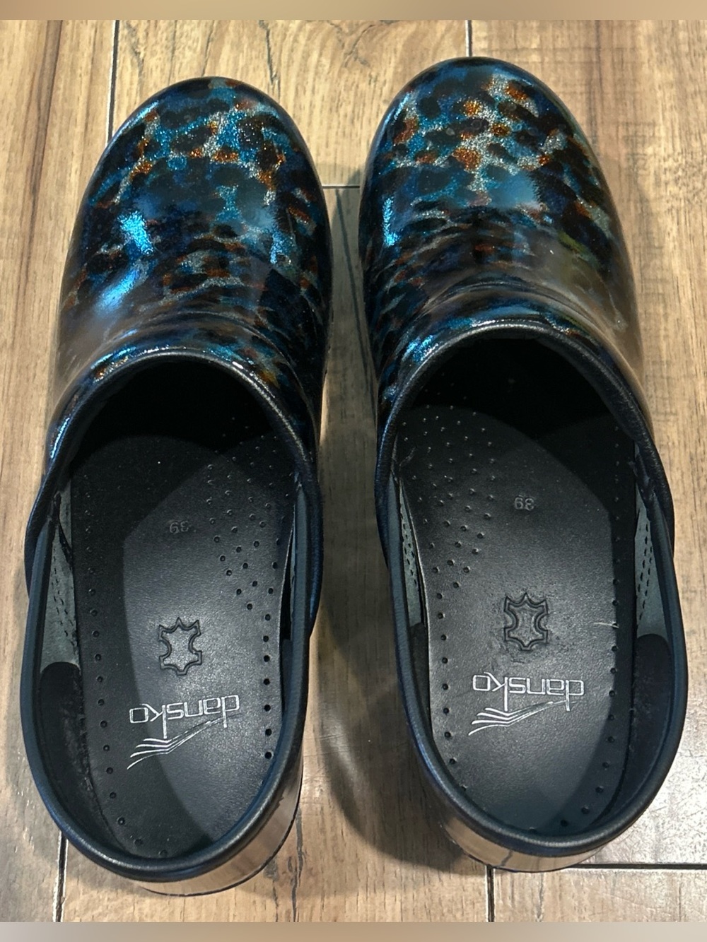 DANSKO CLOGS CHEETAH PRINT Women’s 39 (US 8.5) - Picture 7 of 12